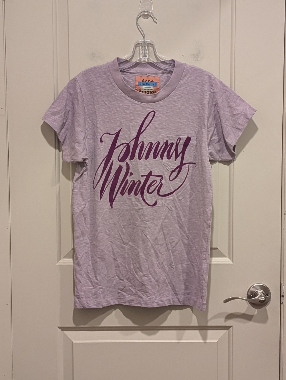 Acne Studios Blå Konst Johnny Winter Graphic Tee in Light Lavender Unisex Medium
